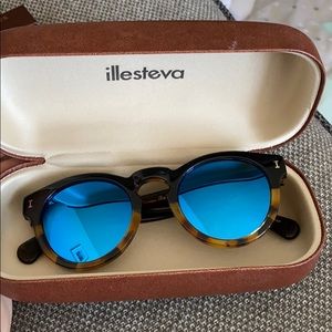 Illesteva Leonard Sunglasses- Tortoise Blue Mirror